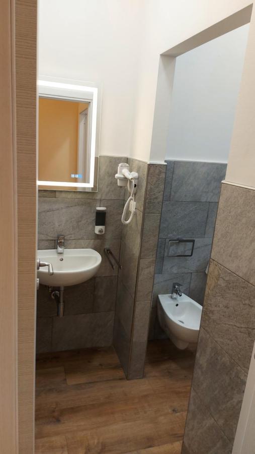 Glam Resort Luxury Lorenzo Специя Екстериор снимка